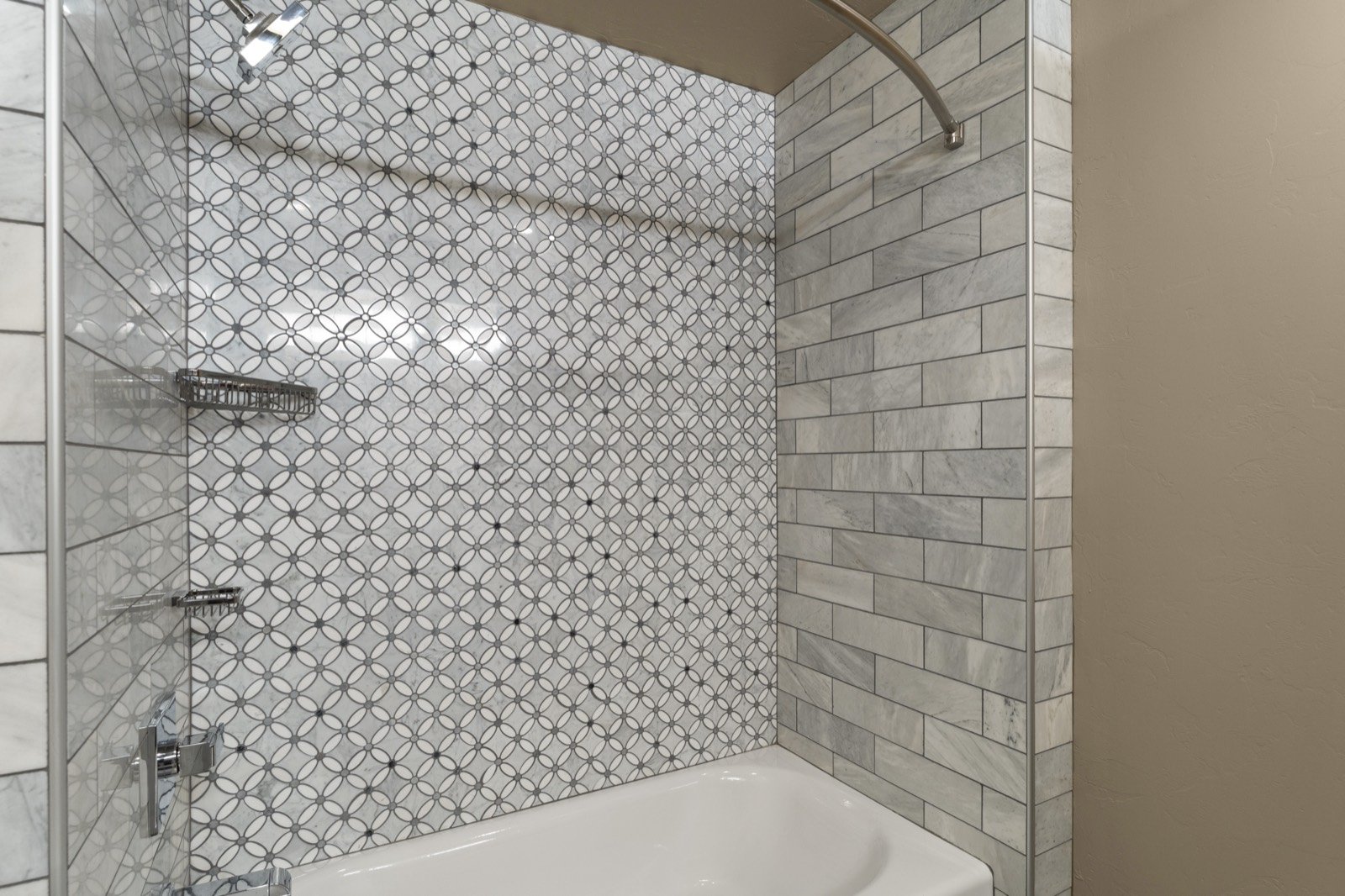 The Bath: Peabody Whitehead Mansion, Unit 20
