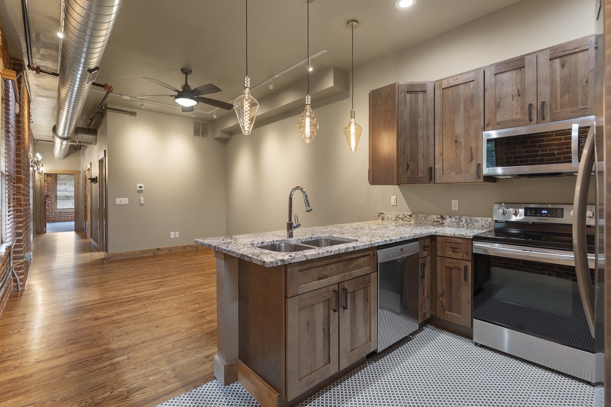 The Kitchen: Peabody Whitehead Mansion, Unit 200