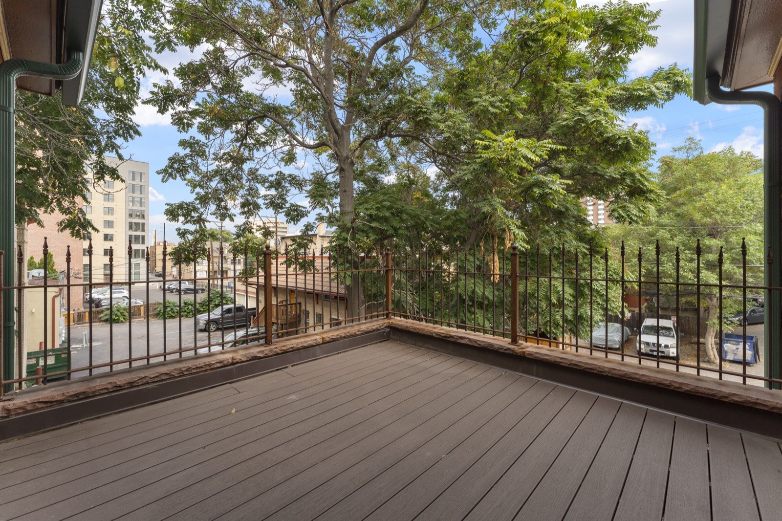 The Deck: Peabody Whitehead Mansion, Unit 201